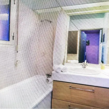 Appartement Studio Avec Piscine Partagee Et Jardin Amenage A Raphael A 5 Km De La Plage Saint-Raphaël