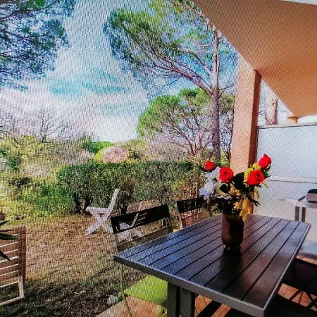 Studio Avec Piscine Partagee Et Jardin Amenage A Raphael A 5 Km De La Plage Saint-Raphaël